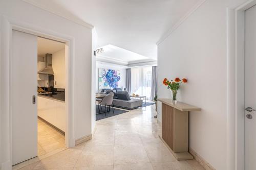 HiGuests - Luxurious 1BR in Palms with Private Beach Access, Dubaj (fotografie 6)