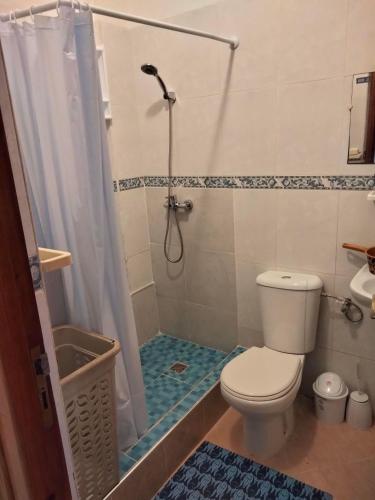 화장실, Appartement meublé bien situé à Agadir (Appartement meuble bien situe a Agadir) in 암세르나트