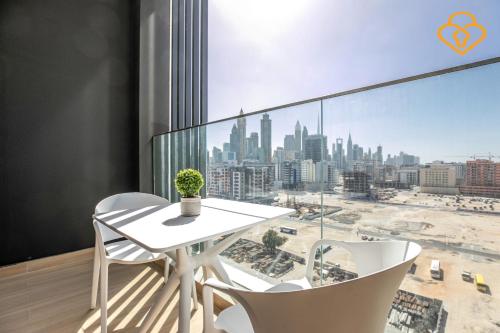 151 Residences Studio Jumeirah Garden City near Sheikh Zayed Rd 05