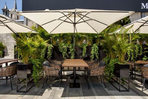 ห้องอาหาร, รามาดา บาย วินด์แฮม รัมนิชู วัลชา (Ramada by Wyndham Ramnicu Valcea) in รามนิกู วัลจา