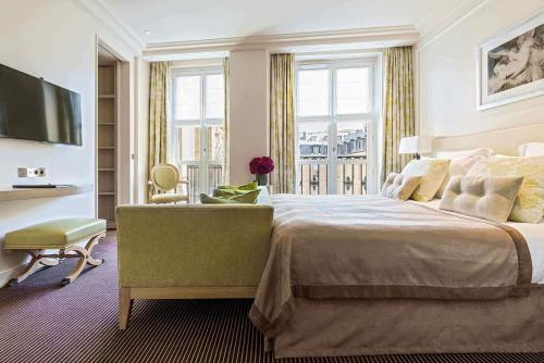 Grand Hôtel Du Palais Royal - image 3