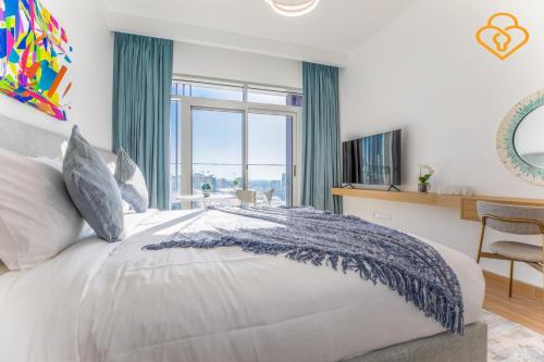 151 Residences Studio, Jumeirah Garden City near Sheikh Zayed Rd 09