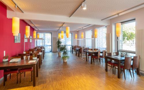 Hotel NeuHaus - image 6