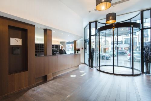 Hotel Chambord - image 12