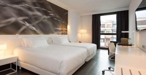 Hotel NH Collection Villa de Bilbao