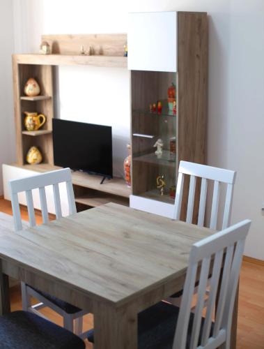 Létesítmények, Aster Apartments in Surčin