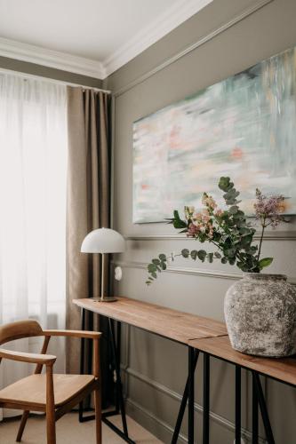 Lillan Hotel Café Butik - image 6