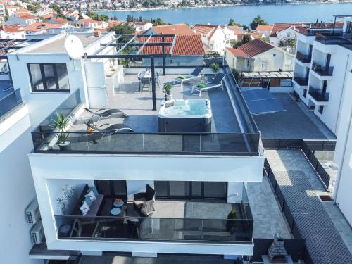 Vista exterior, Penthouse Adriatic Blue in Okrug Gornji