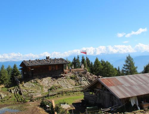 Hof Neuhaus Rosengarten