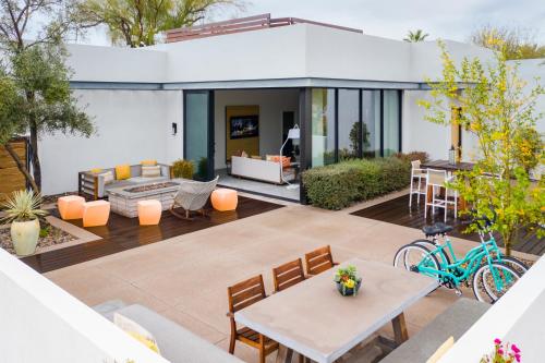 340210234 Andaz Scottsdale Resort & Bungalows