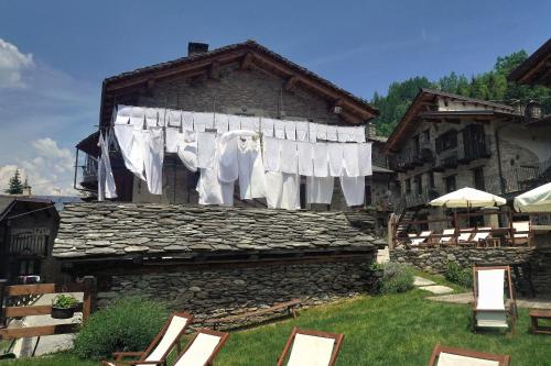 Pensione Albergo Diffuso Ceaglio Valle Maira in 卡諾西奧