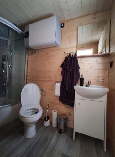 Maringotky Šumava (Maringotky Sumava) in ดโลฮาเวส