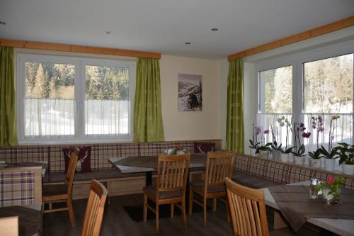 Pension Waldheim - image 2