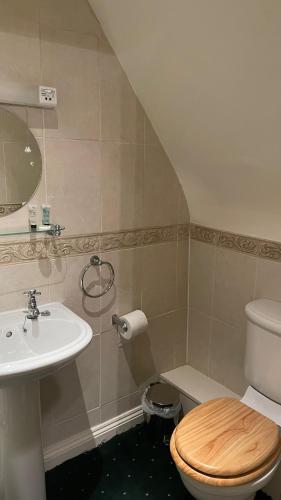 Crown Hotel Room Type - Triple Room