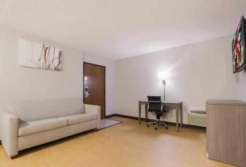 Red Roof Inn Lawrenceburg Red Roof Inn Lawrenceburg