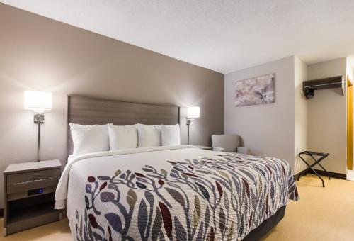 Red Roof Inn Lawrenceburg Red Roof Inn Lawrenceburg