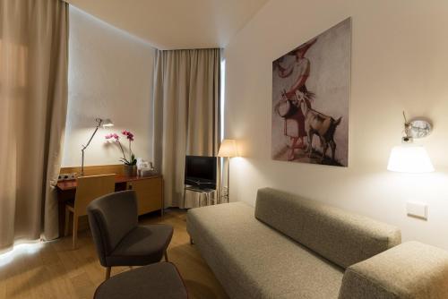 Superior Double Room with Balcony