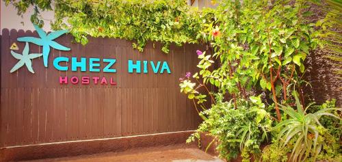 Hotel & Apartments "CHEZ HIVA"