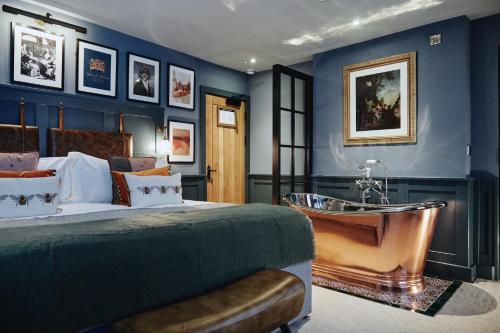 room detail thumbnail 0