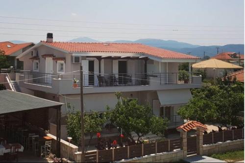 Paschali apartment with 2 bedrooms in Ammoudia in Ammoudia
