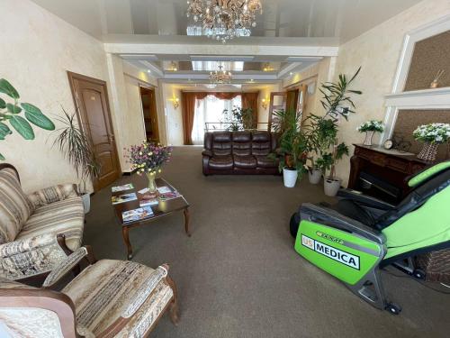 Aeropolis - image 12