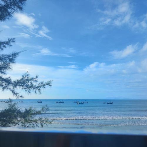 playa, Hotel Royal Beach & Restaurant in St. Martin's Island