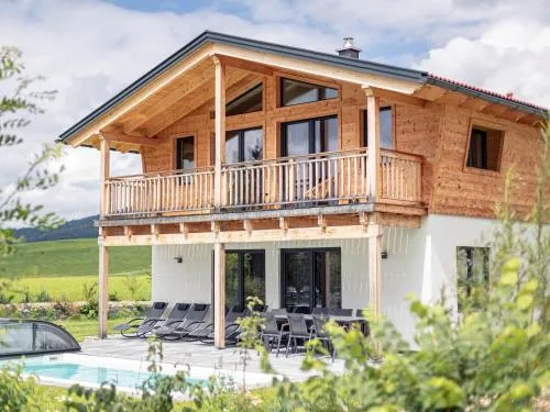Chalet in Inzell with Pool & Alpine Views in Inzell, Deutschland