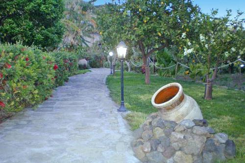 Holiday Home Calatabiano - ISI01232-FYA