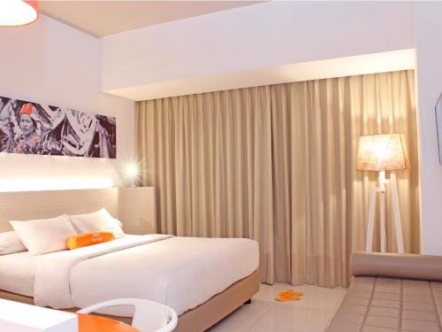 HARRIS Hotel Samarinda Room Type - HARRIS Room Riverview