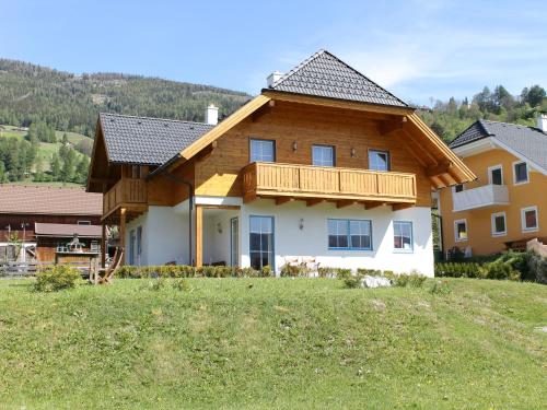  Apartment in Sankt Michael im Lungau near ski lift, Pension in Sankt Martin