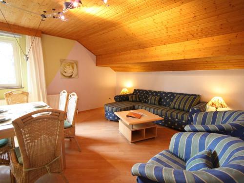 Apartment in Krispl near Hiking Trails
