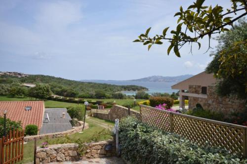 HRH247 - Villino a schiera sulla spiaggia di Porto Mannu gîte à louer Proiettore