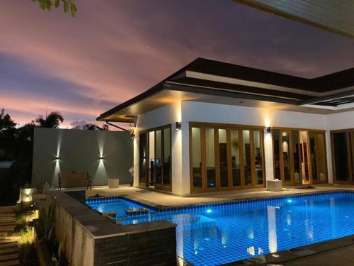 Banburi Villa - 5 Bedroom Private Pool Villa, Krabi