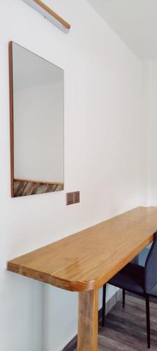 Double Room with Garden View image 7