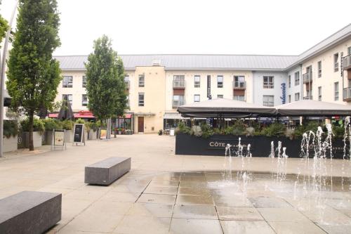PREMIER SUITES Bristol Cabot