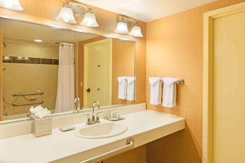 Wyndham Grand Pittsburgh in Pittsburgh, USA