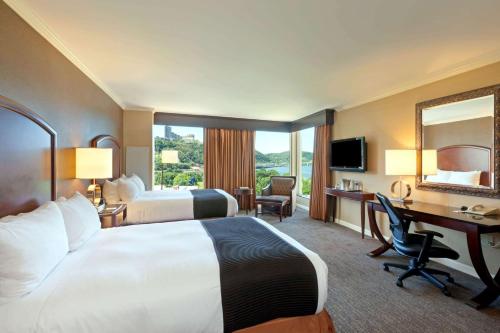 Wyndham Grand Pittsburgh