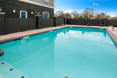 La Quinta Inn & Suites by Wyndham Broussard - Lafayette Area in Broussard, USA