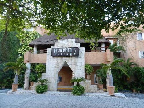 Beachfront Condo, Incredible Balcony View @ Fishermens Playacar 1 in Playa del Carmen, Mexico