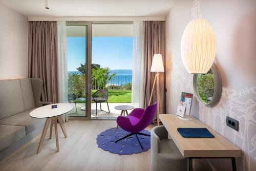 Premium Room with Balcony and Sea View