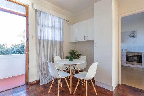 Woodlands Apartments near Abseil Africa