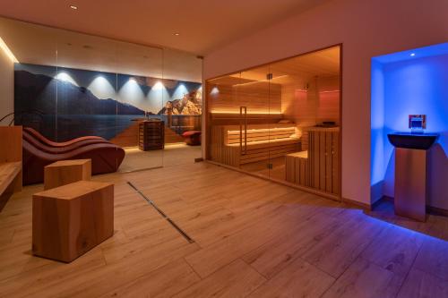 ซาวน่า, เลค ฟรอนต์ โฮเทล มิราจ (Lake Front Hotel Mirage) in ริวา เดล การ์ดา