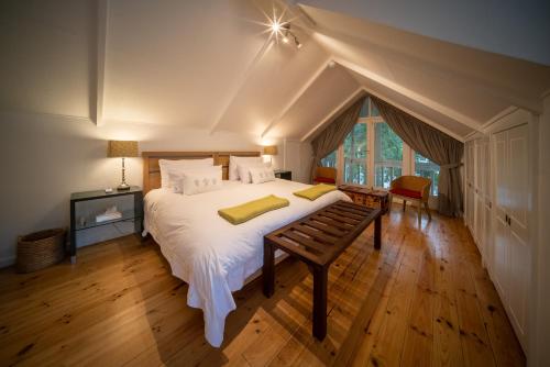 Heron House at Bartholomeus Klip in Hermon