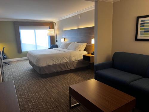 Holiday Inn Express & Suites Williamsport, an IHG Hotel