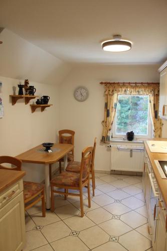 設施, Ferienwohnung Schmalzgrube in 約施塔特