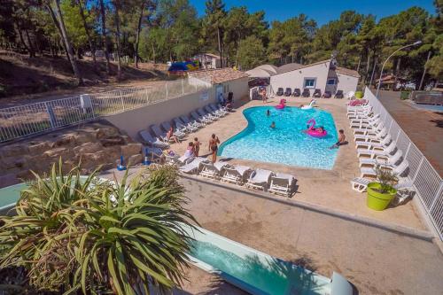 Camping maeva Escapades La Pinède en Provence