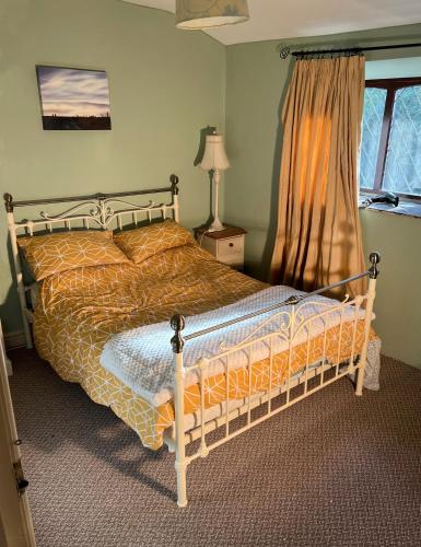 Istaba viesiem, 2 Bed Cottage - Sleeps 4 - Pets - Parking in Blackshaw