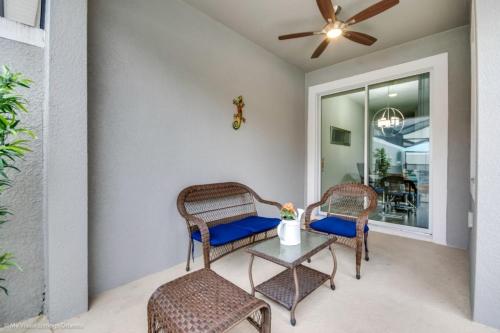 Amazing Story Lake Town Home Sleeps 8 With Pool townhouse