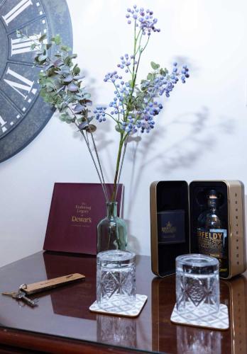 Fernbank House - image 7