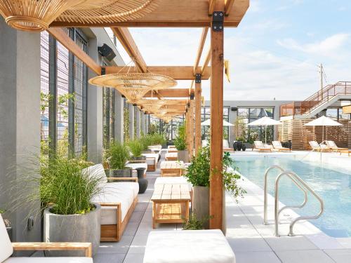 The Rockaway Hotel in Queens, USA